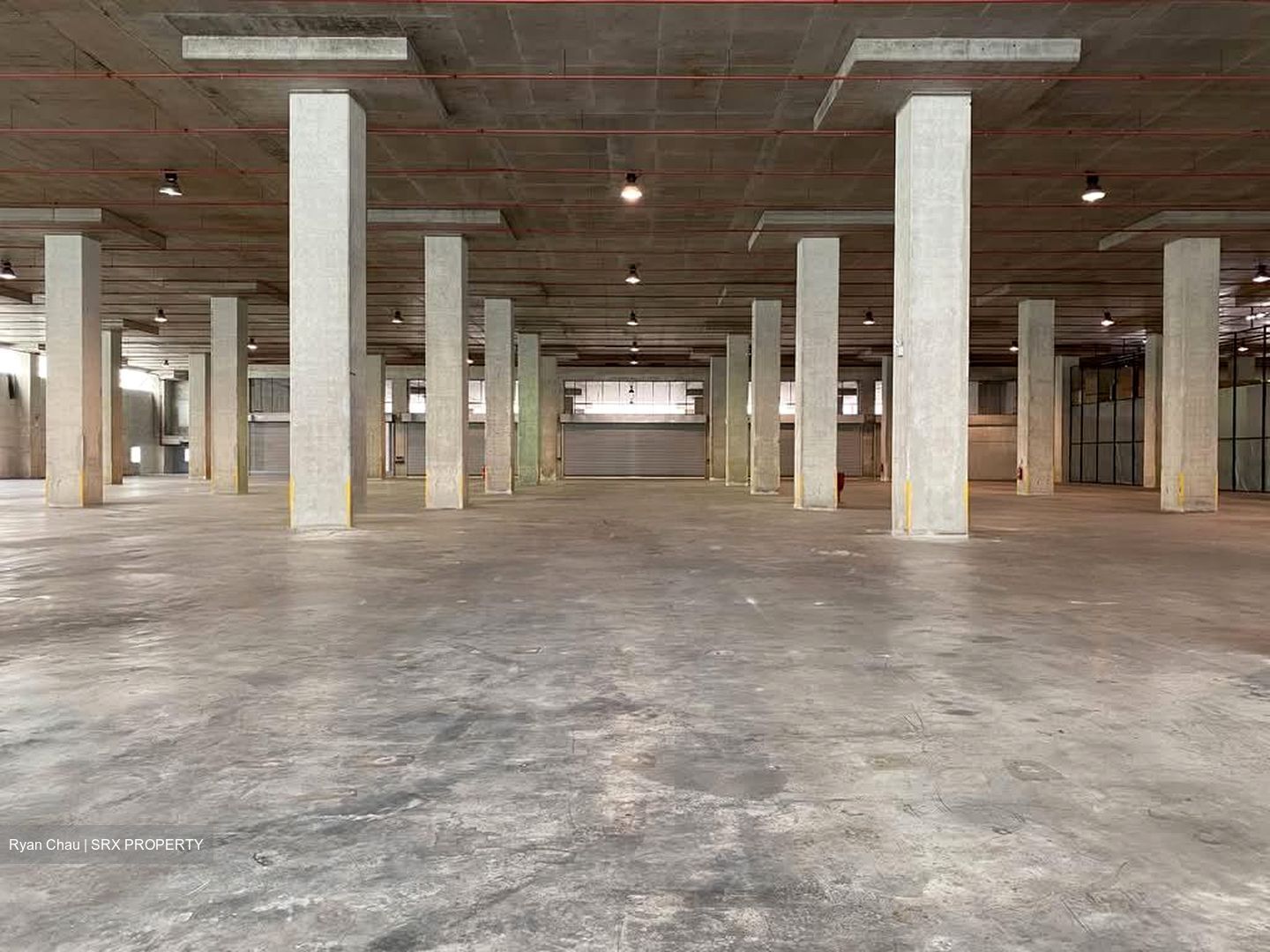 Pandan Road (D22), Warehouse #564781161